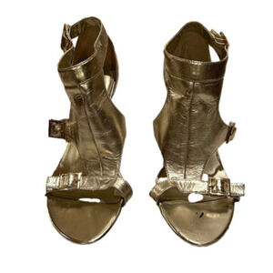 Guess metallic  gold 4” high heels 8M